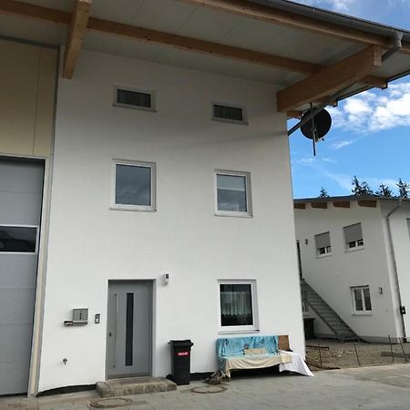 Family Like Apartment Pfaffing Exterior foto